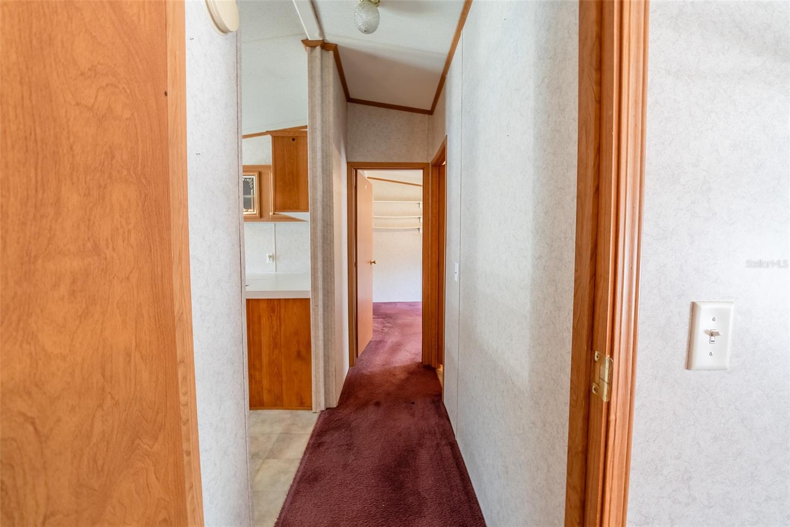 Image 18 of 24 For 5560 38th Street