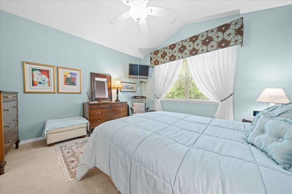 Image 12 of 32 For 814 Copperhead Circle