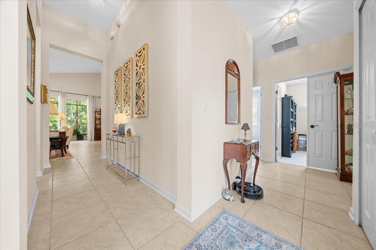 Image 17 of 32 For 814 Copperhead Circle