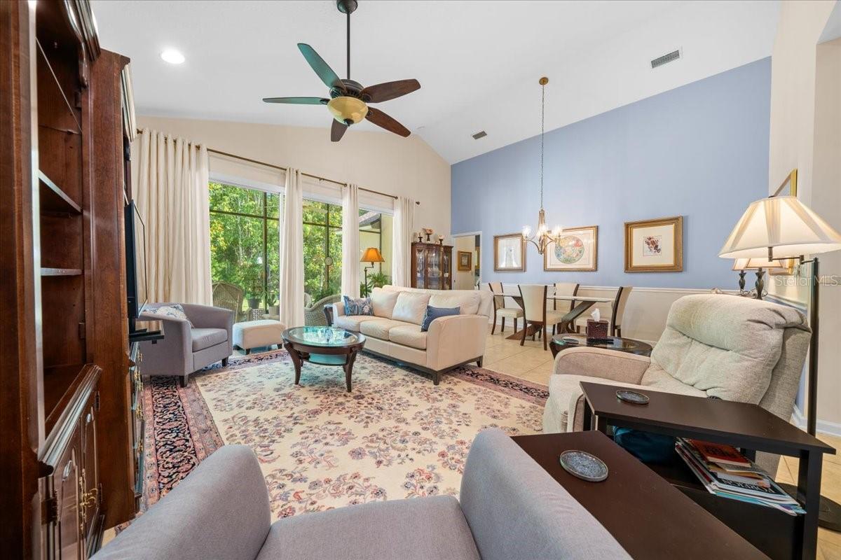 Image 4 of 32 For 814 Copperhead Circle