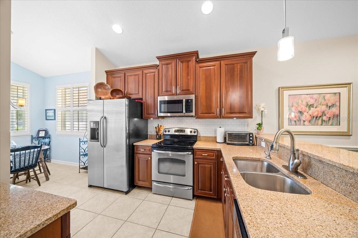 Image 8 of 32 For 814 Copperhead Circle