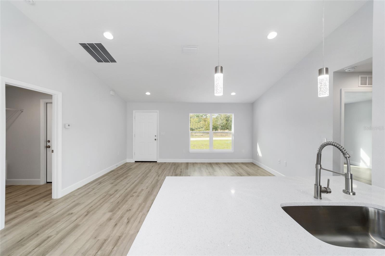 Image 18 of 39 For 2871 147th Terrace