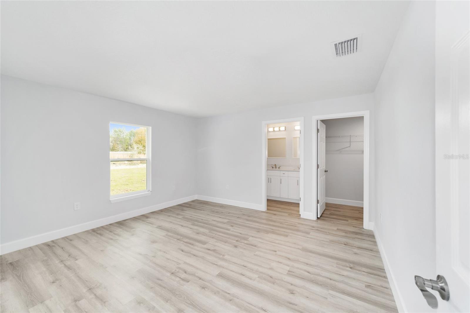 Image 19 of 39 For 2871 147th Terrace