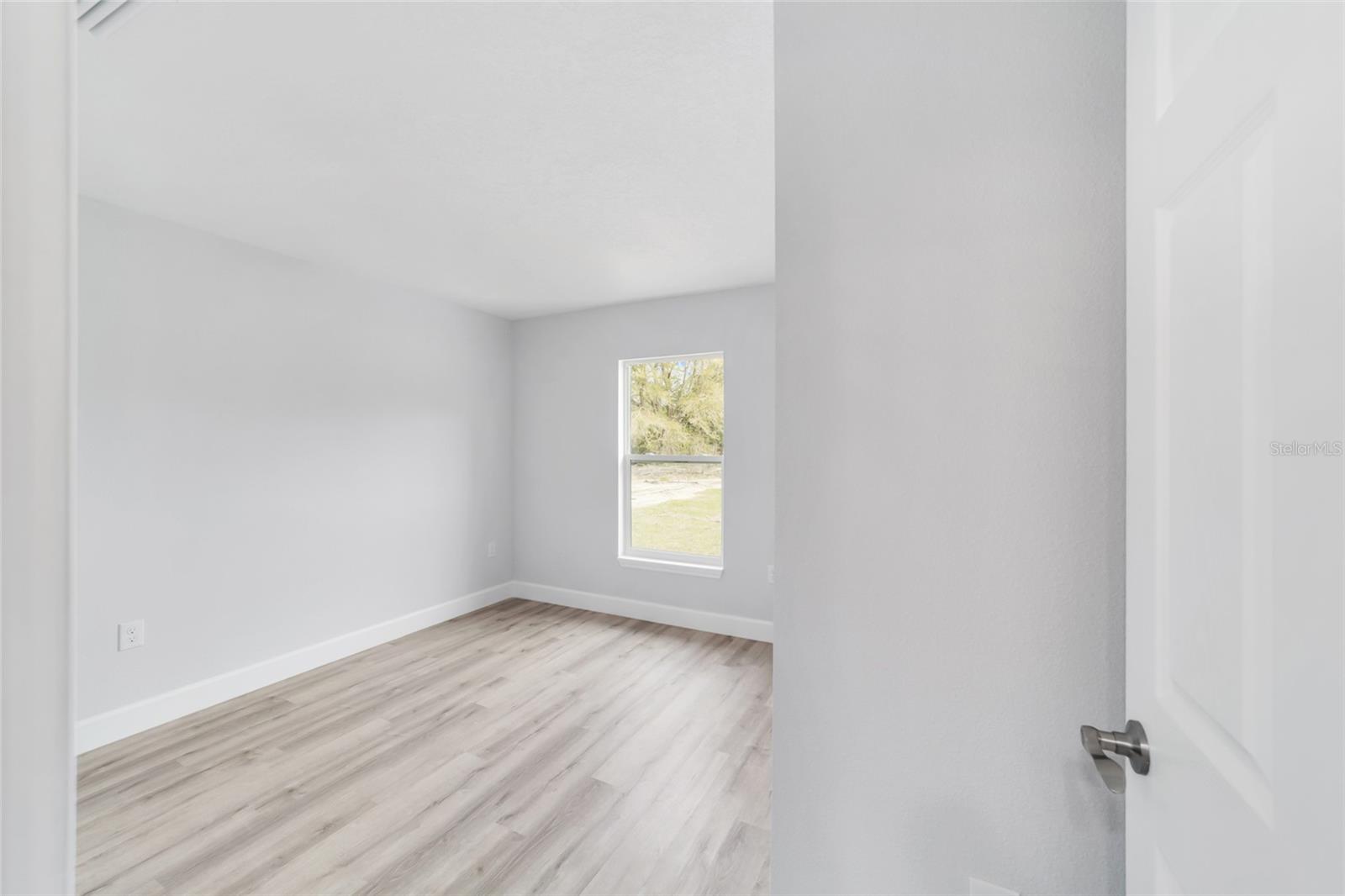 Image 32 of 39 For 2871 147th Terrace