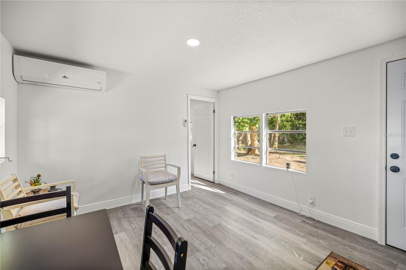 Image 15 of 20 For 15986 103rd Terrace