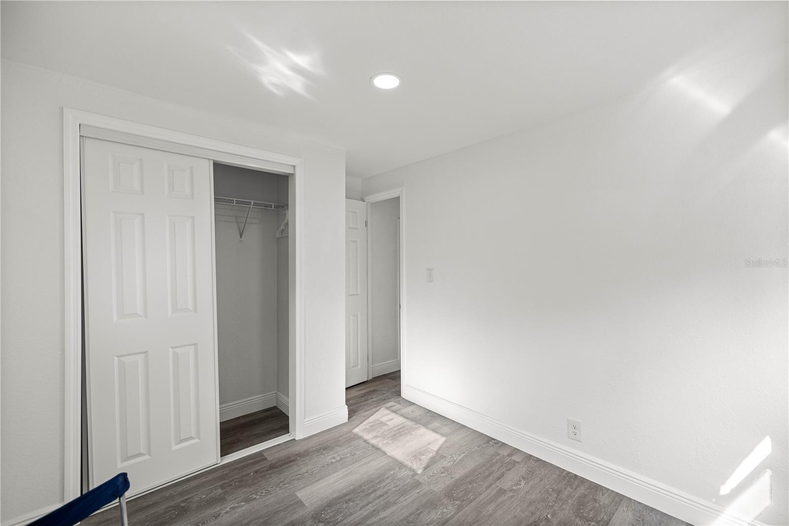 Image 9 of 20 For 15986 103rd Terrace