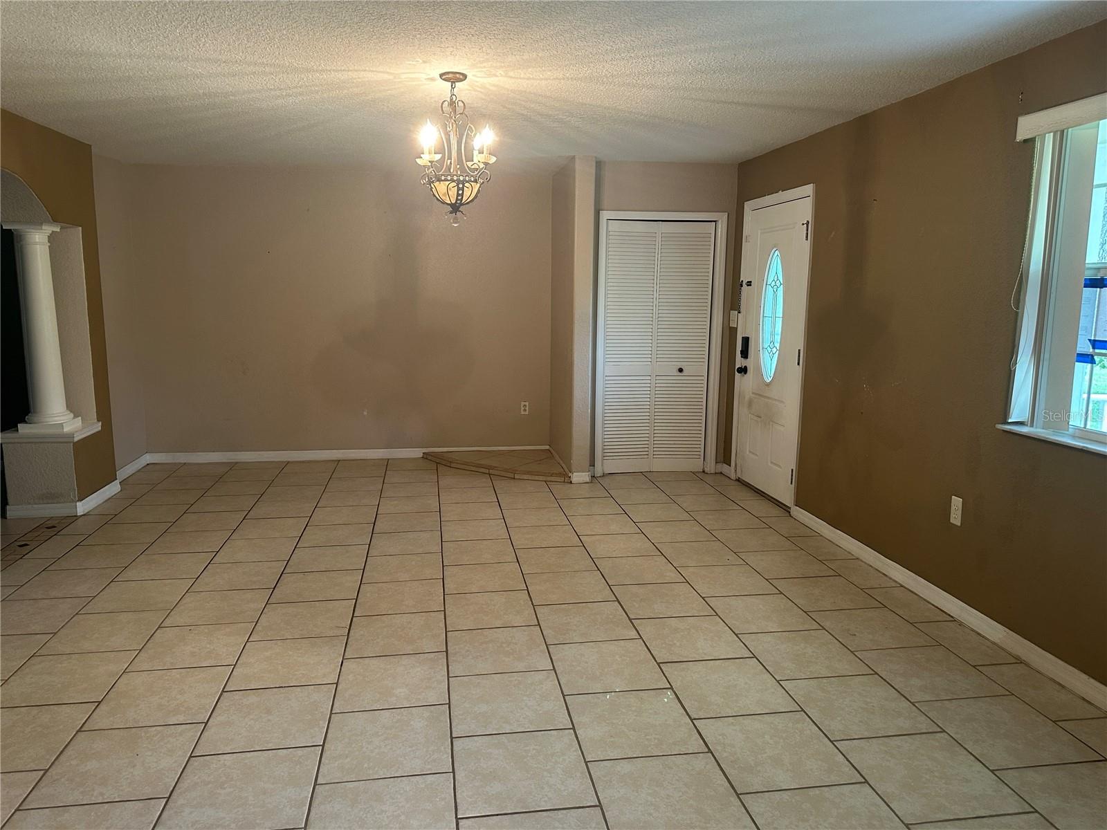 Image 21 of 30 For 6219 Holly Brook Lane