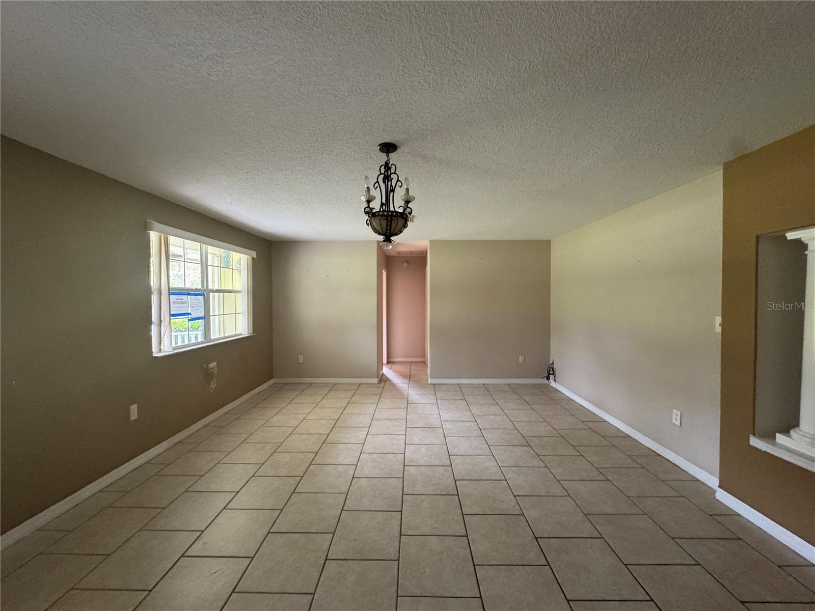 Image 8 of 11 For 6219 Holly Brook Lane