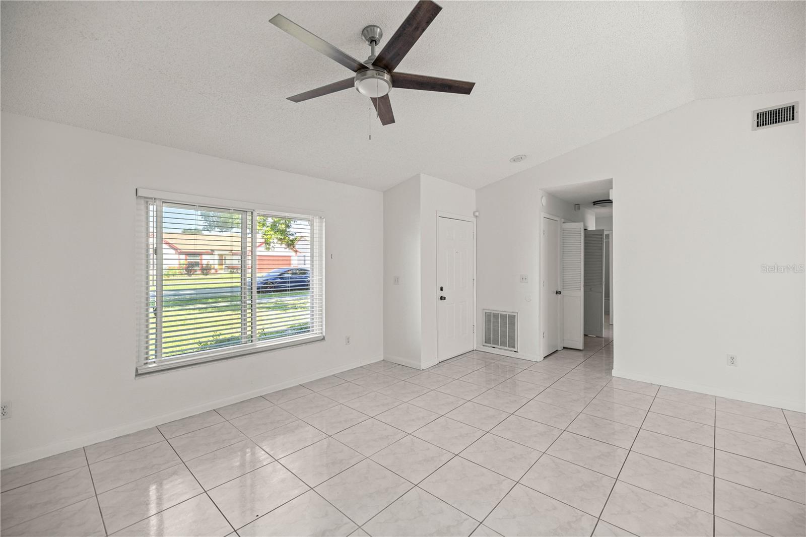Image 11 of 28 For 15121 35th Avenue Road