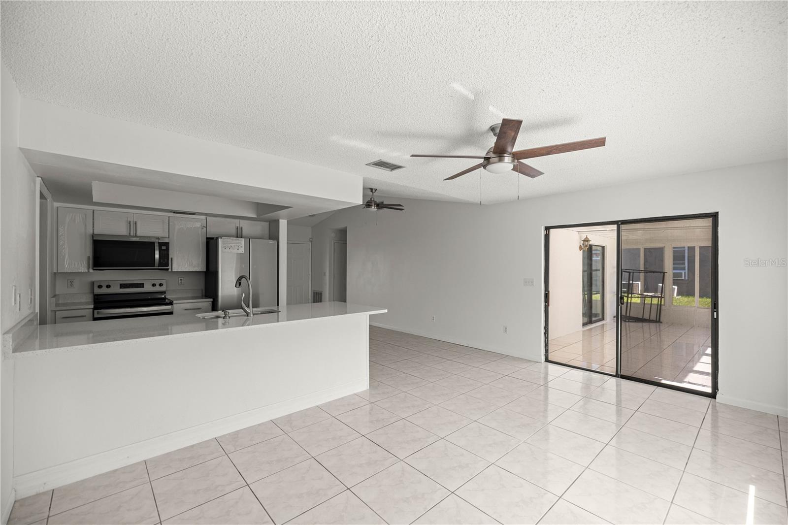 Image 15 of 28 For 15121 35th Avenue Road