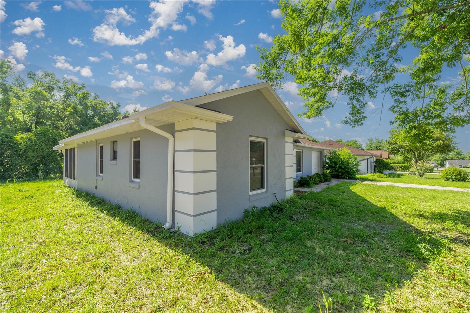 Image 5 of 28 For 15121 35th Avenue Road
