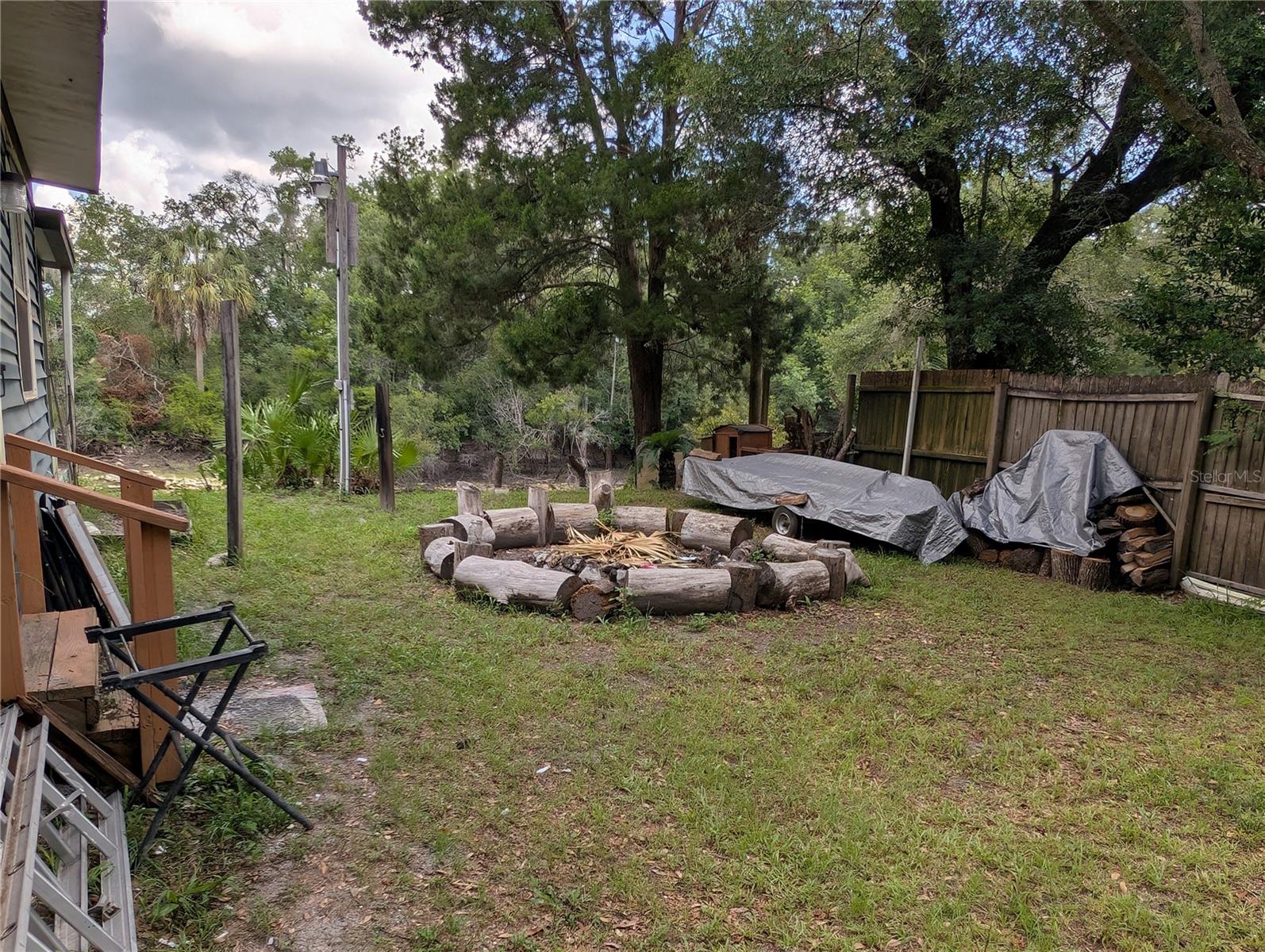 Listing photo id 18 for 3609 Westcove Court