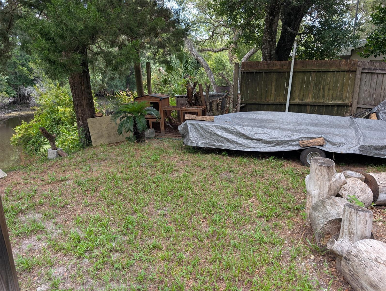 Listing photo id 20 for 3609 Westcove Court