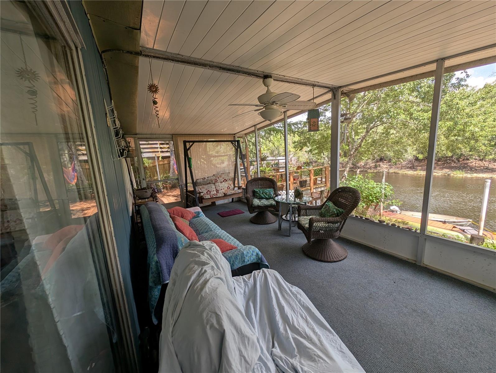 Listing photo id 22 for 3609 Westcove Court