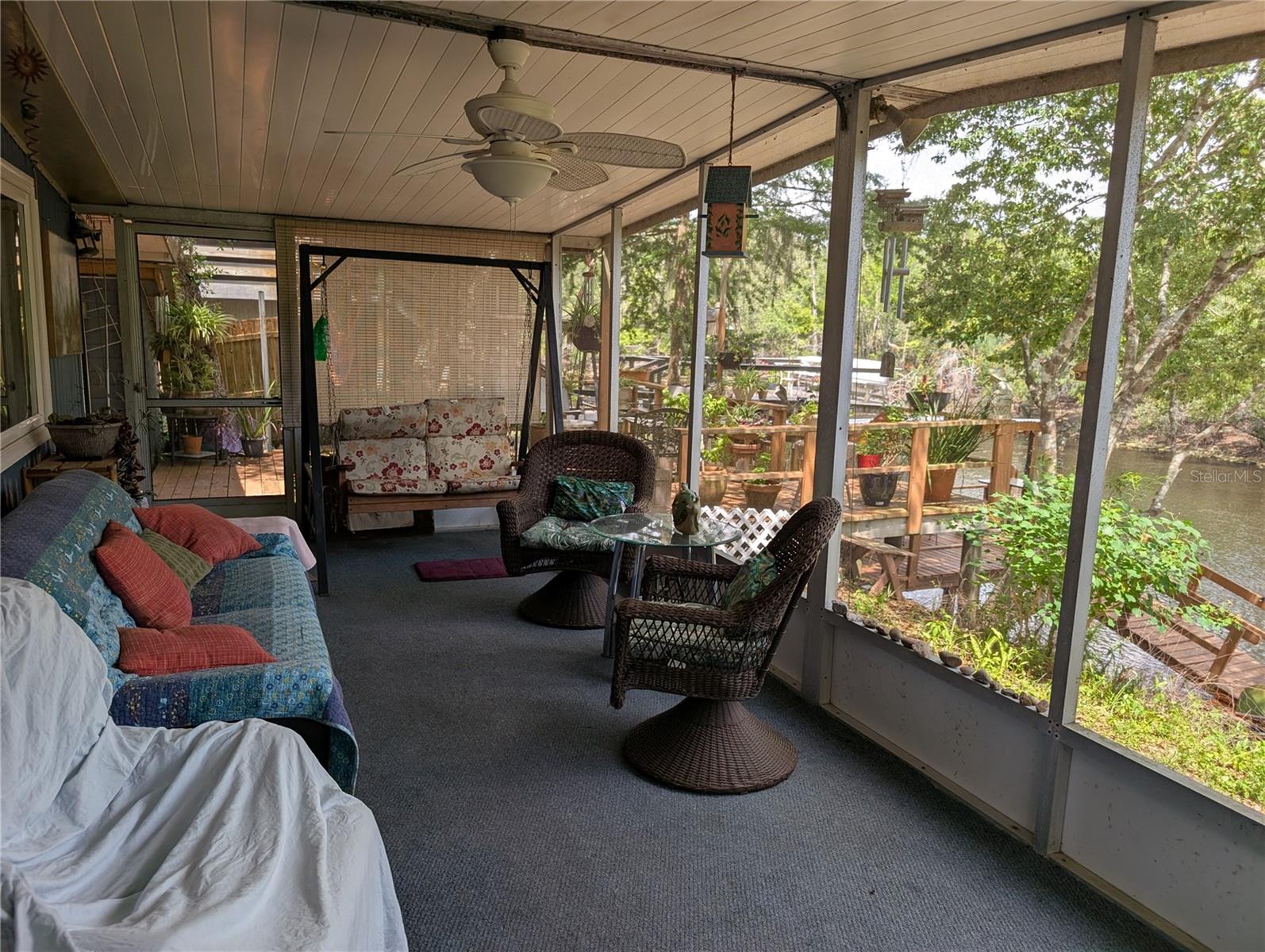 Listing photo id 23 for 3609 Westcove Court