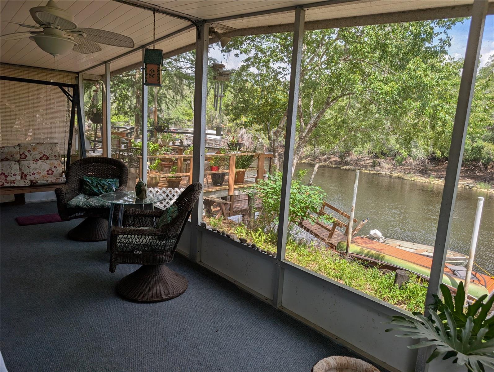 Listing photo id 28 for 3609 Westcove Court