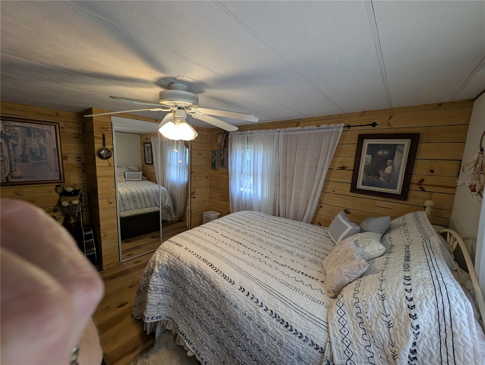 Listing photo id 30 for 3609 Westcove Court