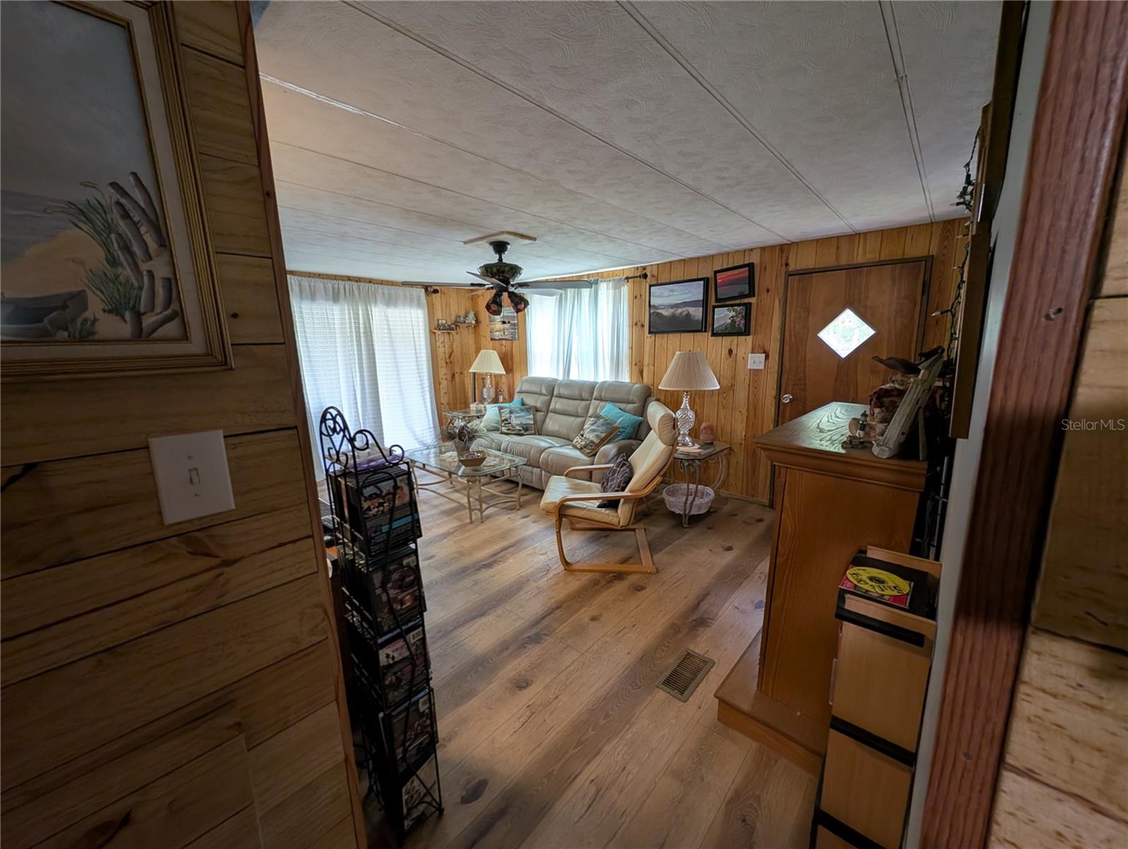 Listing photo id 44 for 3609 Westcove Court