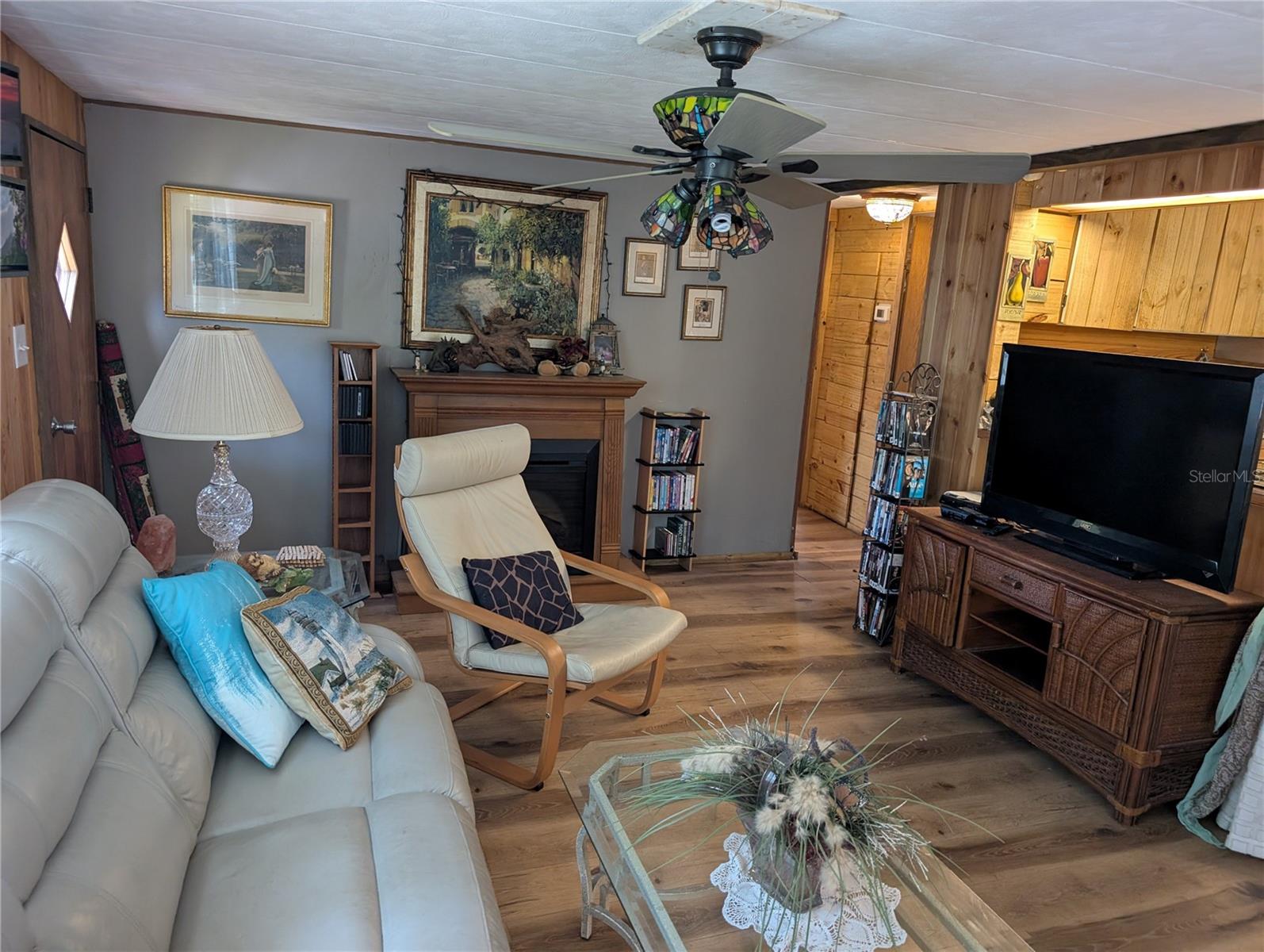 Listing photo id 49 for 3609 Westcove Court