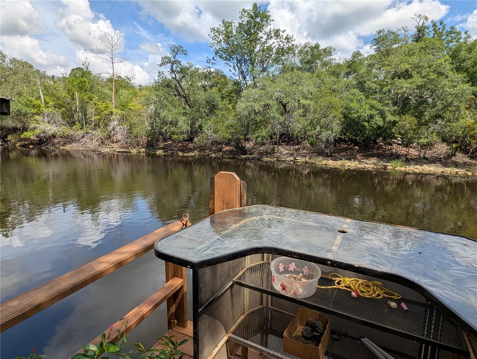 Listing photo id 4 for 3609 Westcove Court