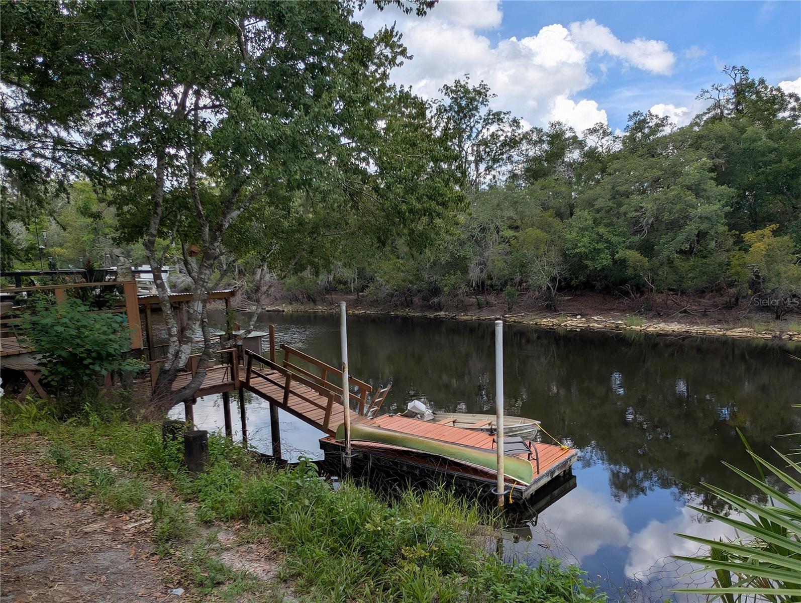 Listing photo id 6 for 3609 Westcove Court