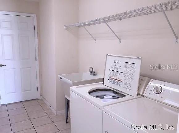 Listing photo id 8 for 4420 100th Street