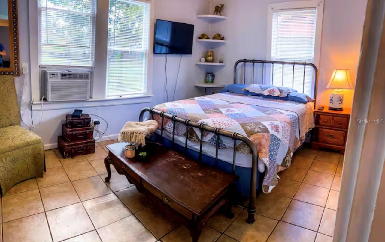 Image 13 of 25 For 626 21st Street