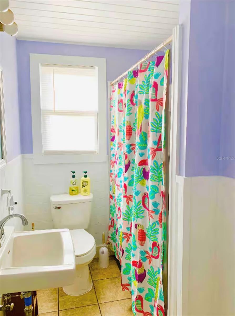 Image 18 of 25 For 626 21st Street