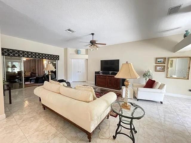 Image 7 of 19 For 1513 Straton Way