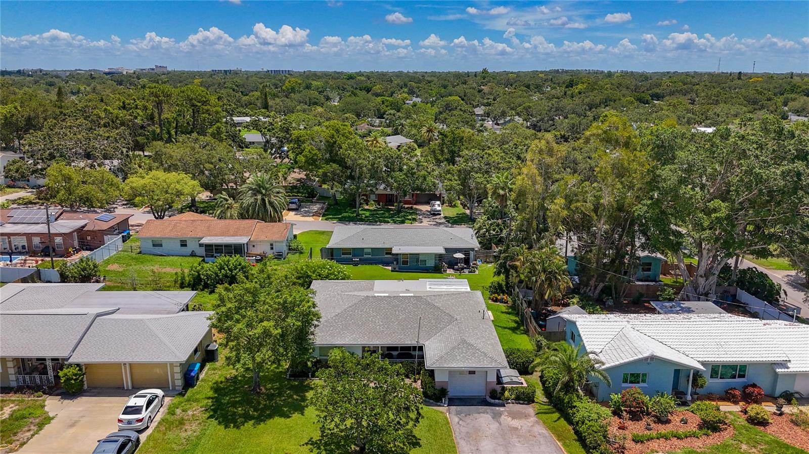 Image 42 of 48 For 1137 Indian Rocks Road S