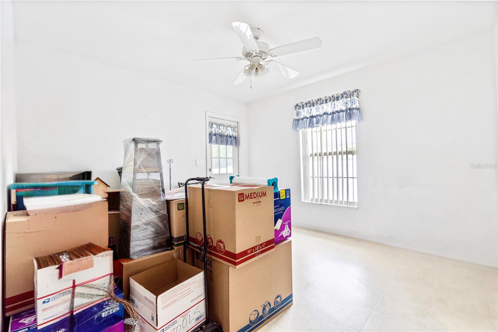 Image 18 of 39 For 10151 41st Terrace