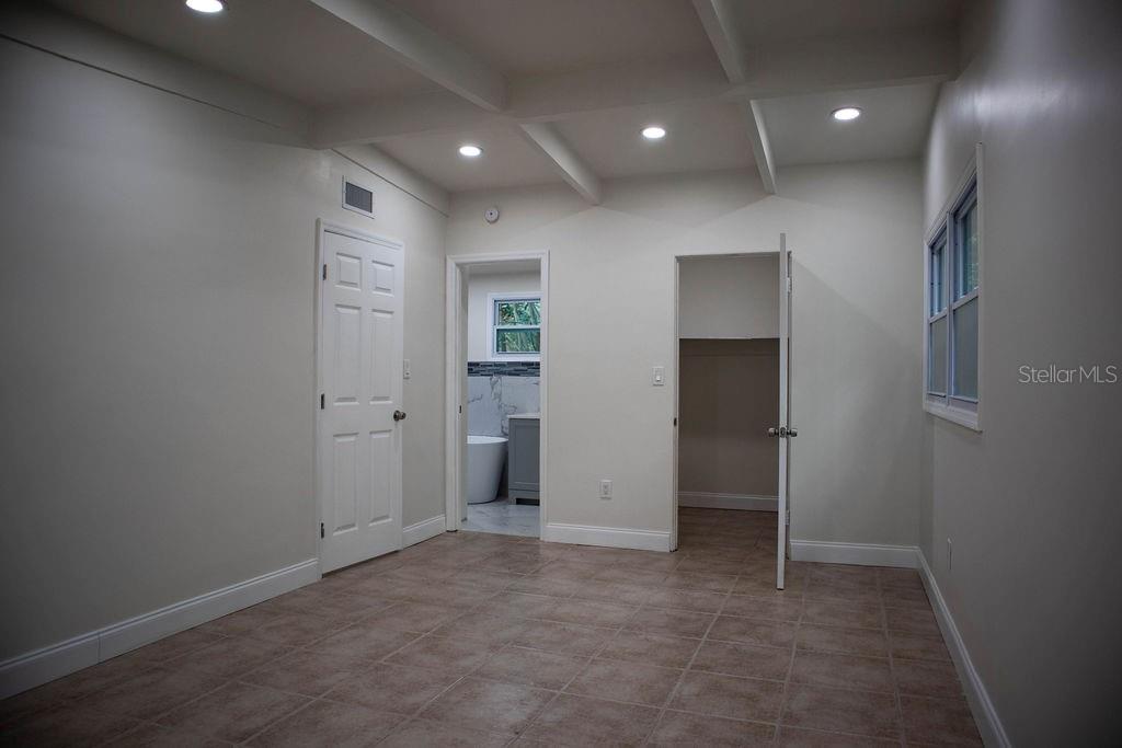 Image 18 of 23 For 3015 13th Drive