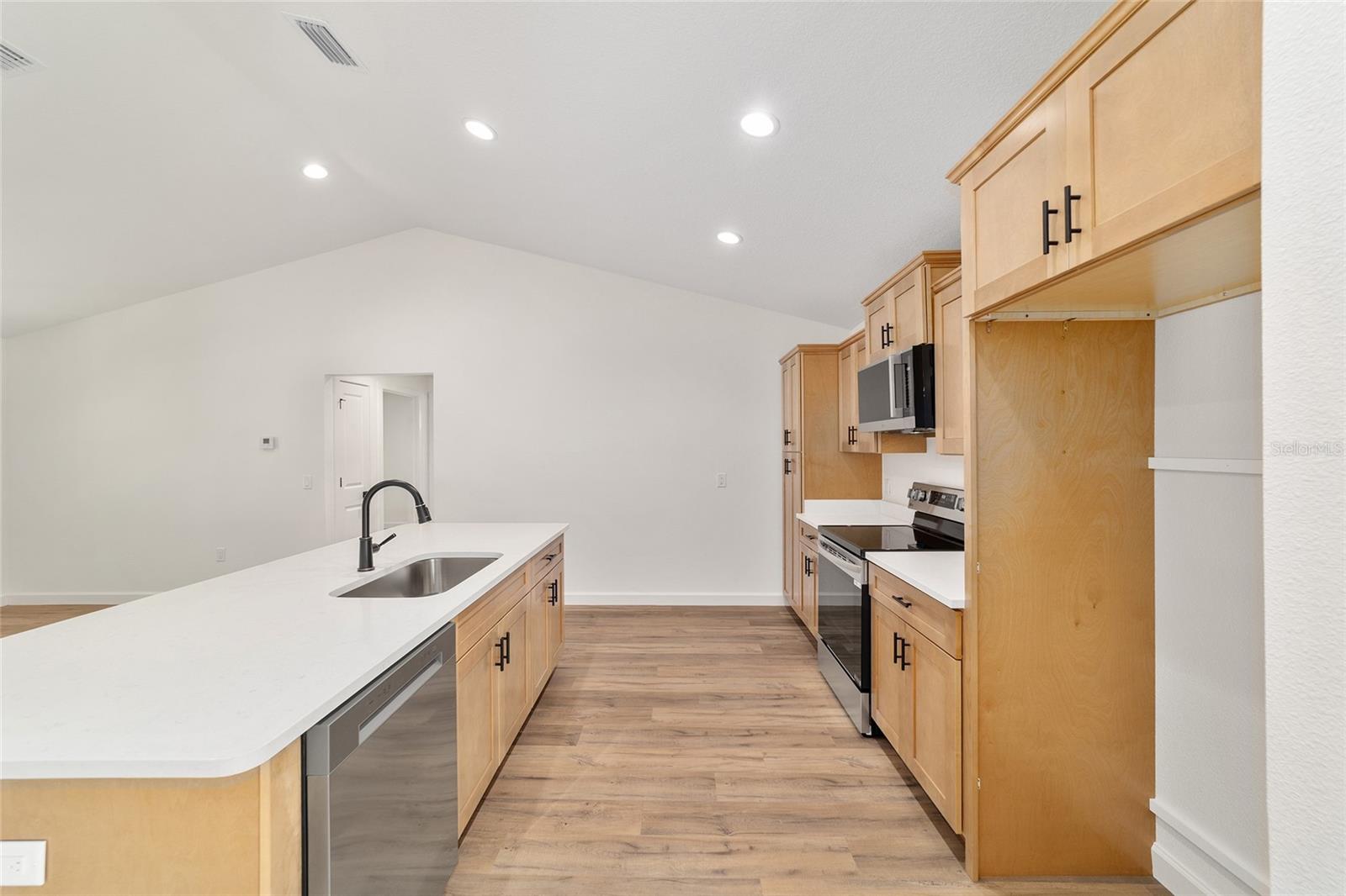 Image 8 of 32 For 5400 9th Street