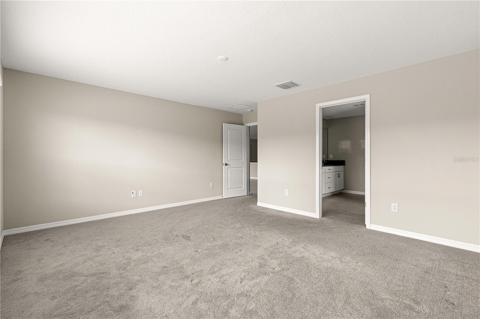 Image 22 of 47 For 9209 58th Circle