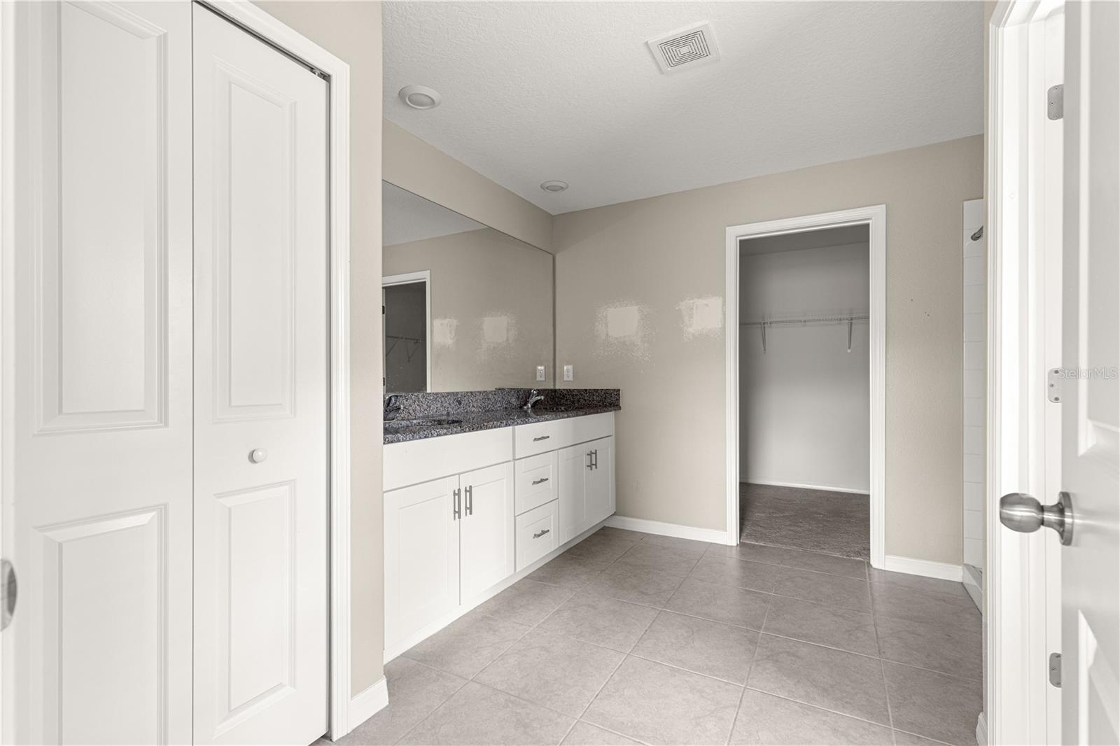 Image 23 of 47 For 9209 58th Circle