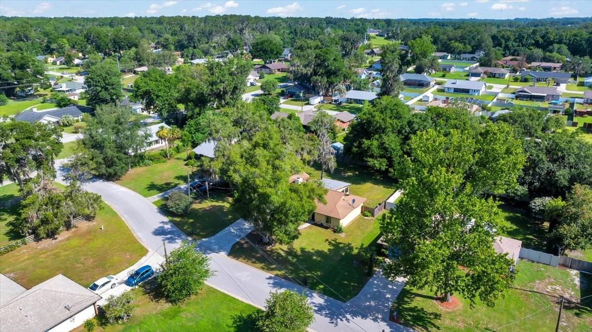 Image 42 of 59 For 3831 48th Street
