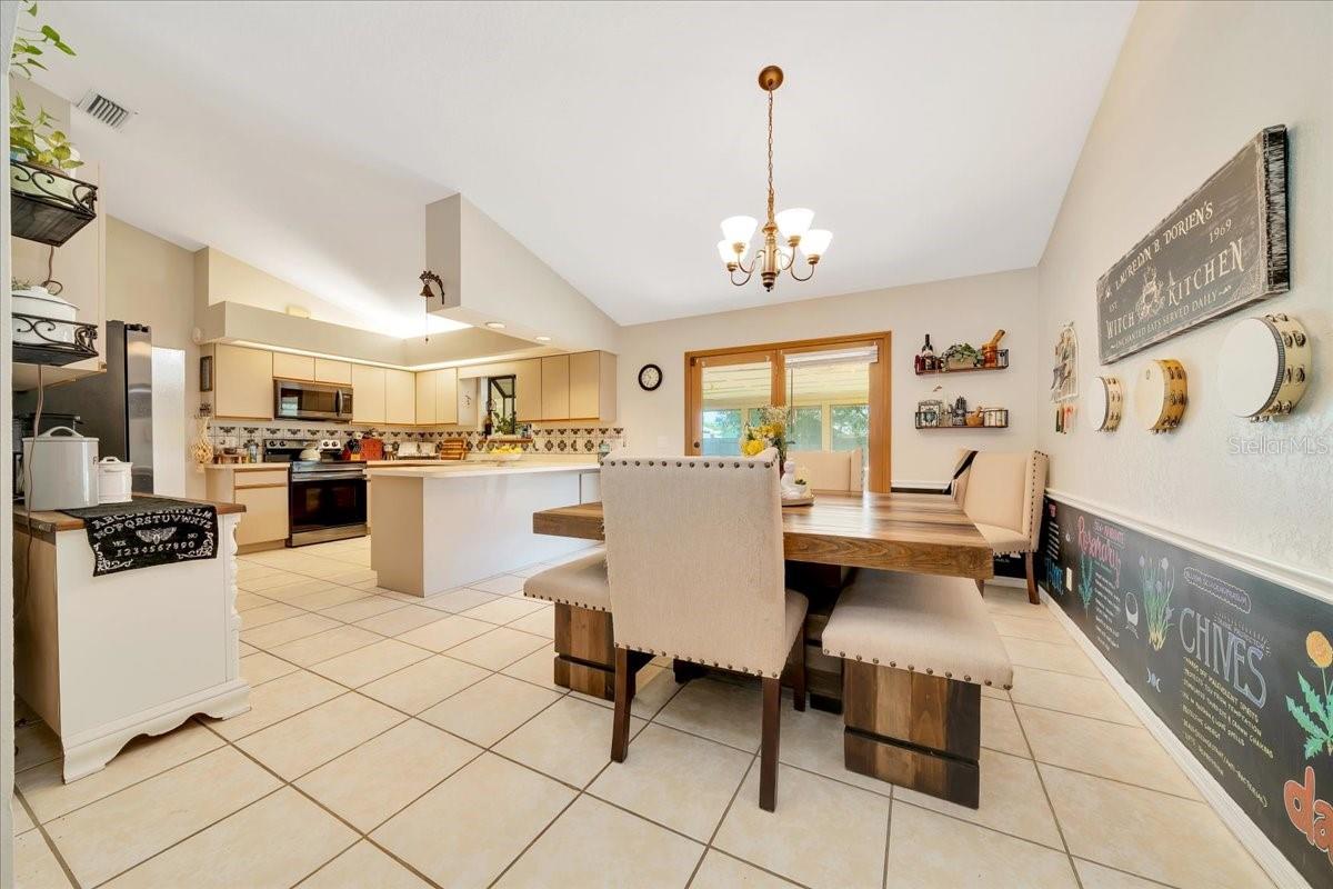 Image 9 of 59 For 3831 48th Street