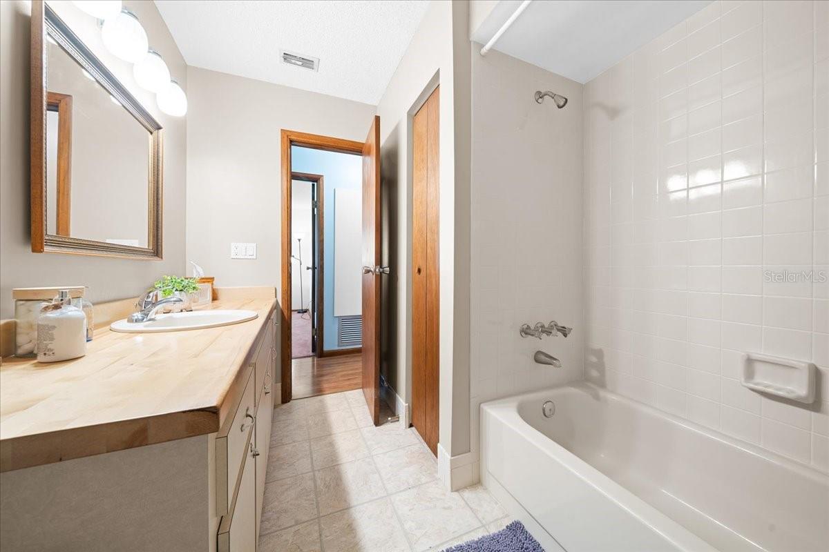 Image 27 of 48 For 8973 104th Place