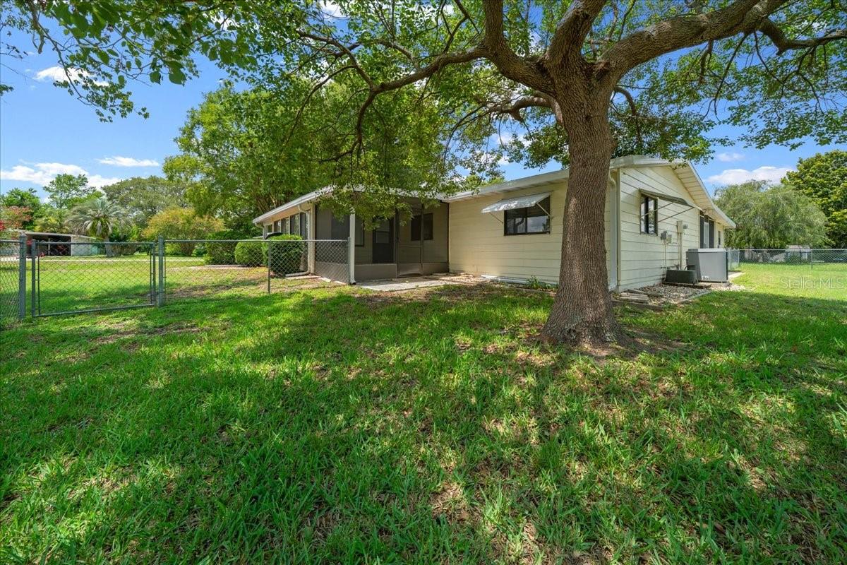 Image 37 of 48 For 8973 104th Place