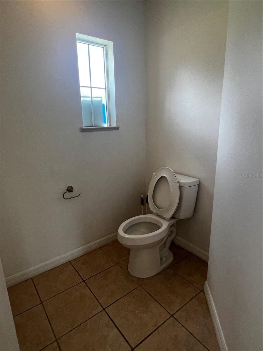Image 11 of 67 For 3858 161st Street
