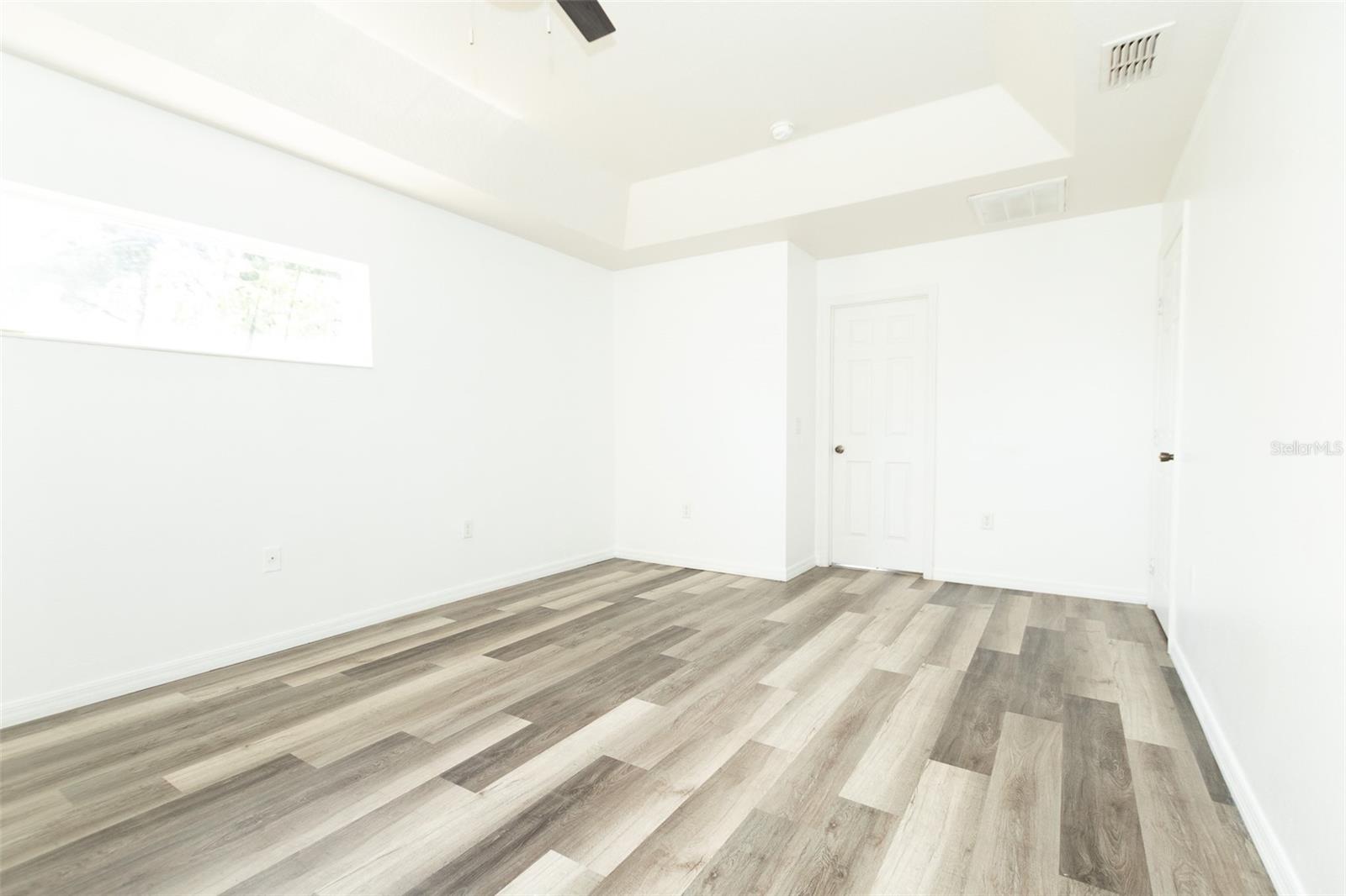 Image 35 of 67 For 3858 161st Street