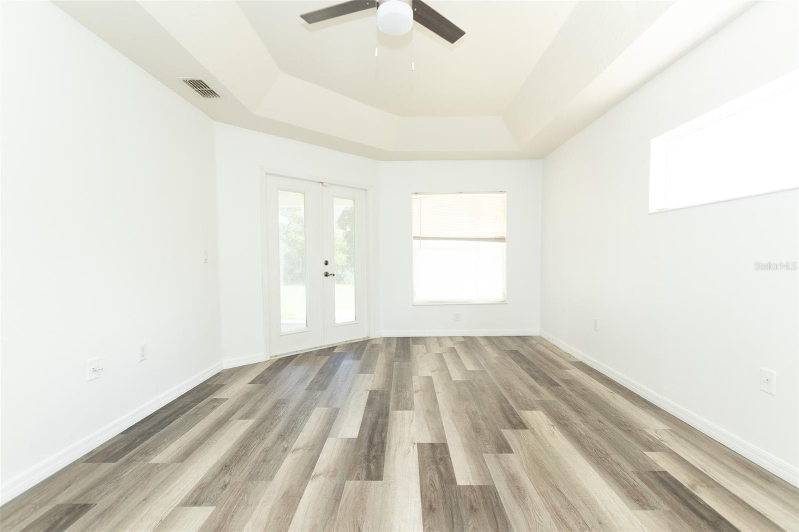 Image 37 of 67 For 3858 161st Street