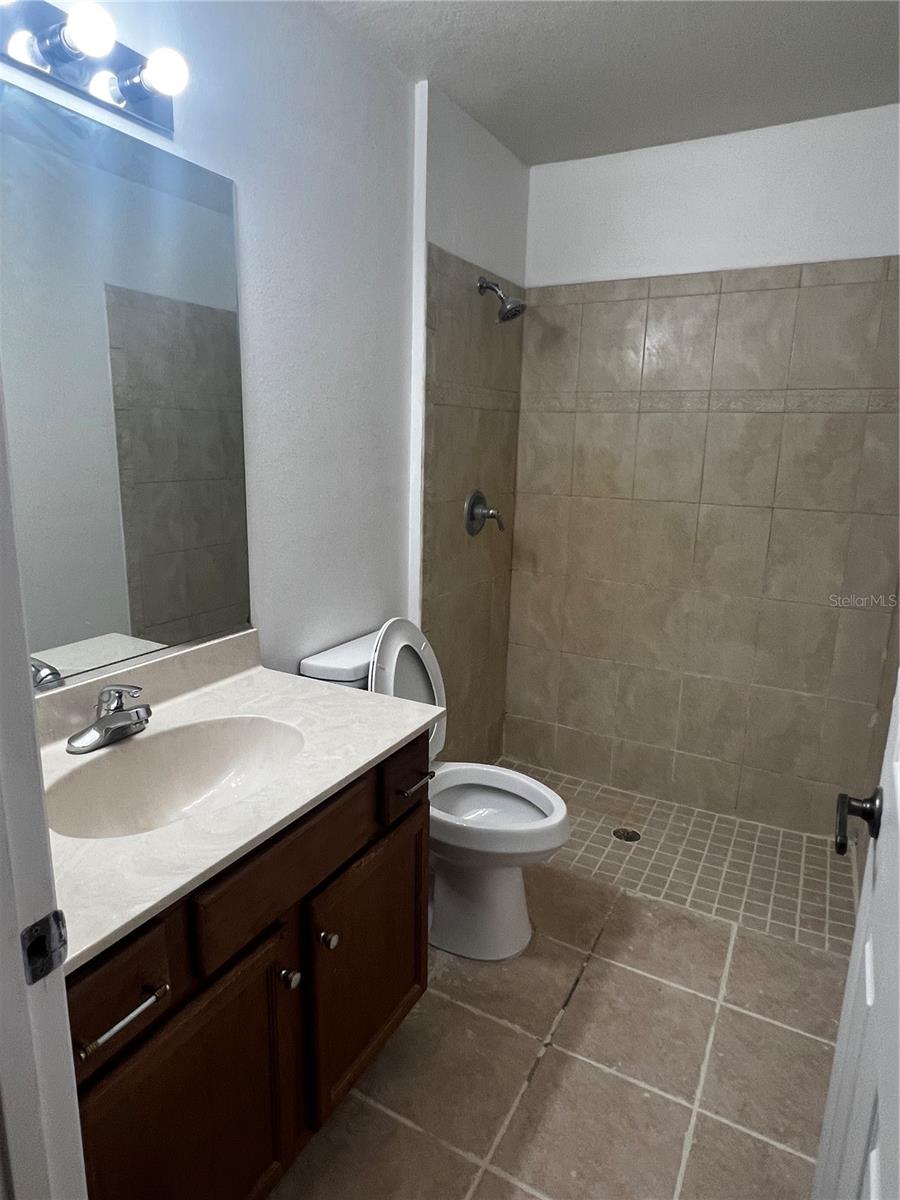 Image 6 of 67 For 3858 161st Street