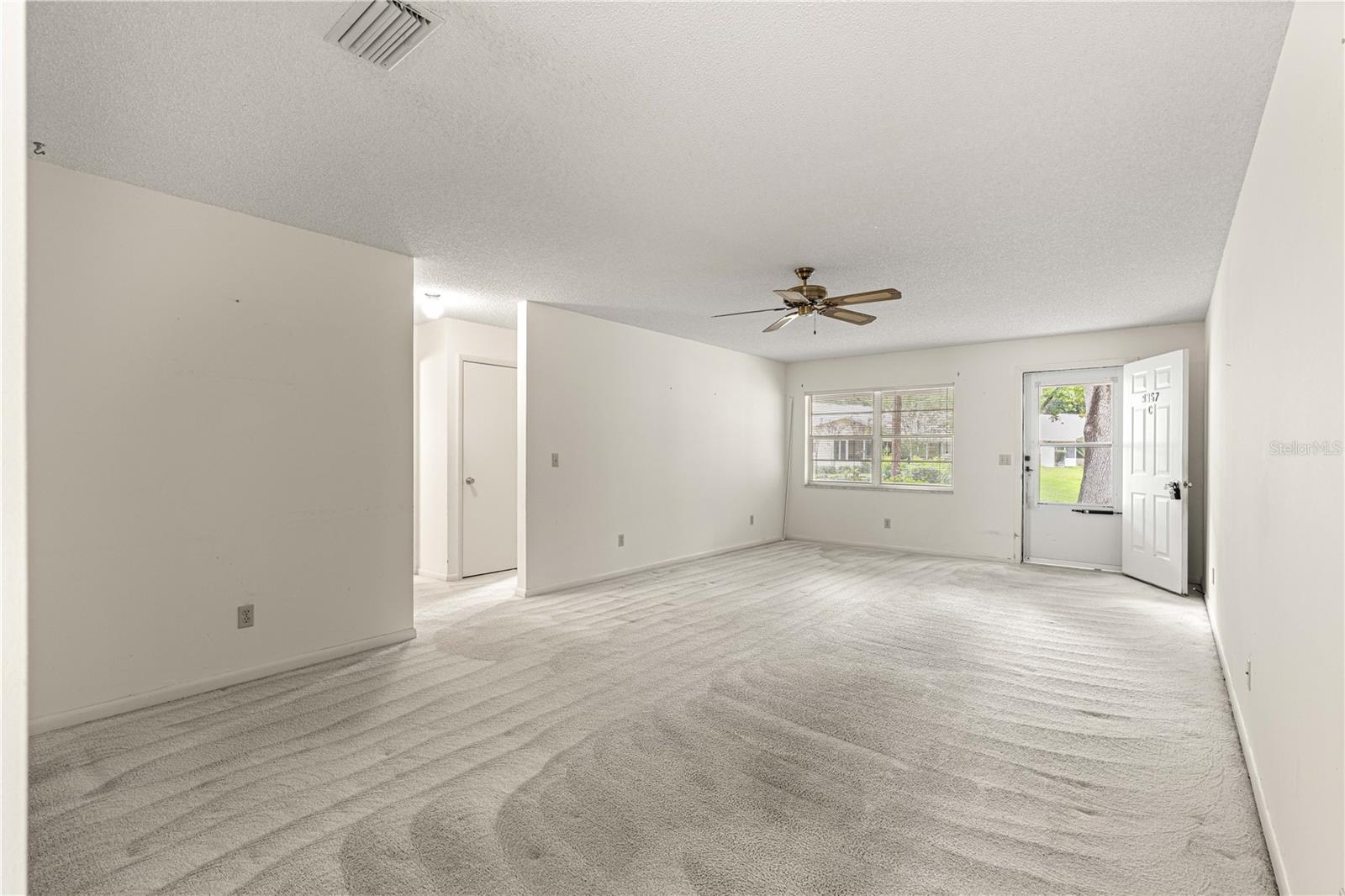Image 10 of 31 For 9367 83rd Avenue C