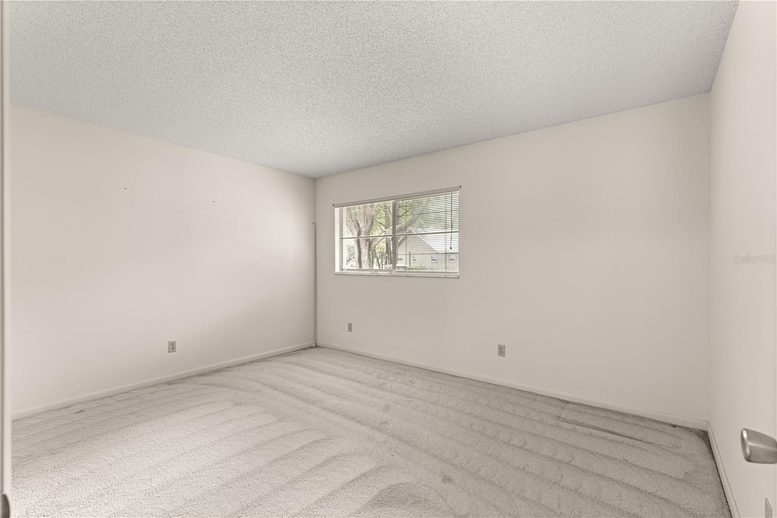Image 13 of 31 For 9367 83rd Avenue C