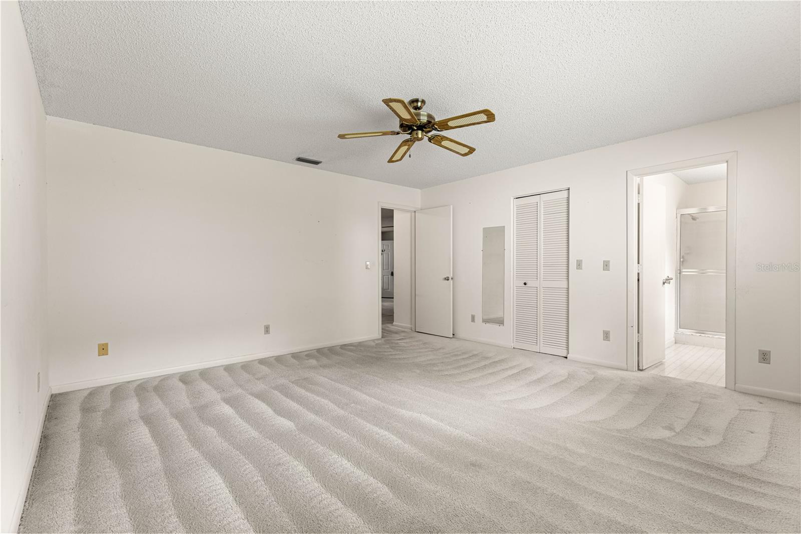 Image 20 of 31 For 9367 83rd Avenue C