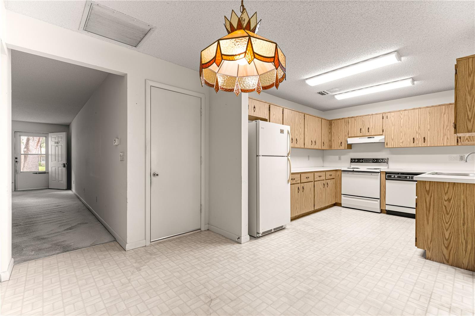 Image 24 of 31 For 9367 83rd Avenue C