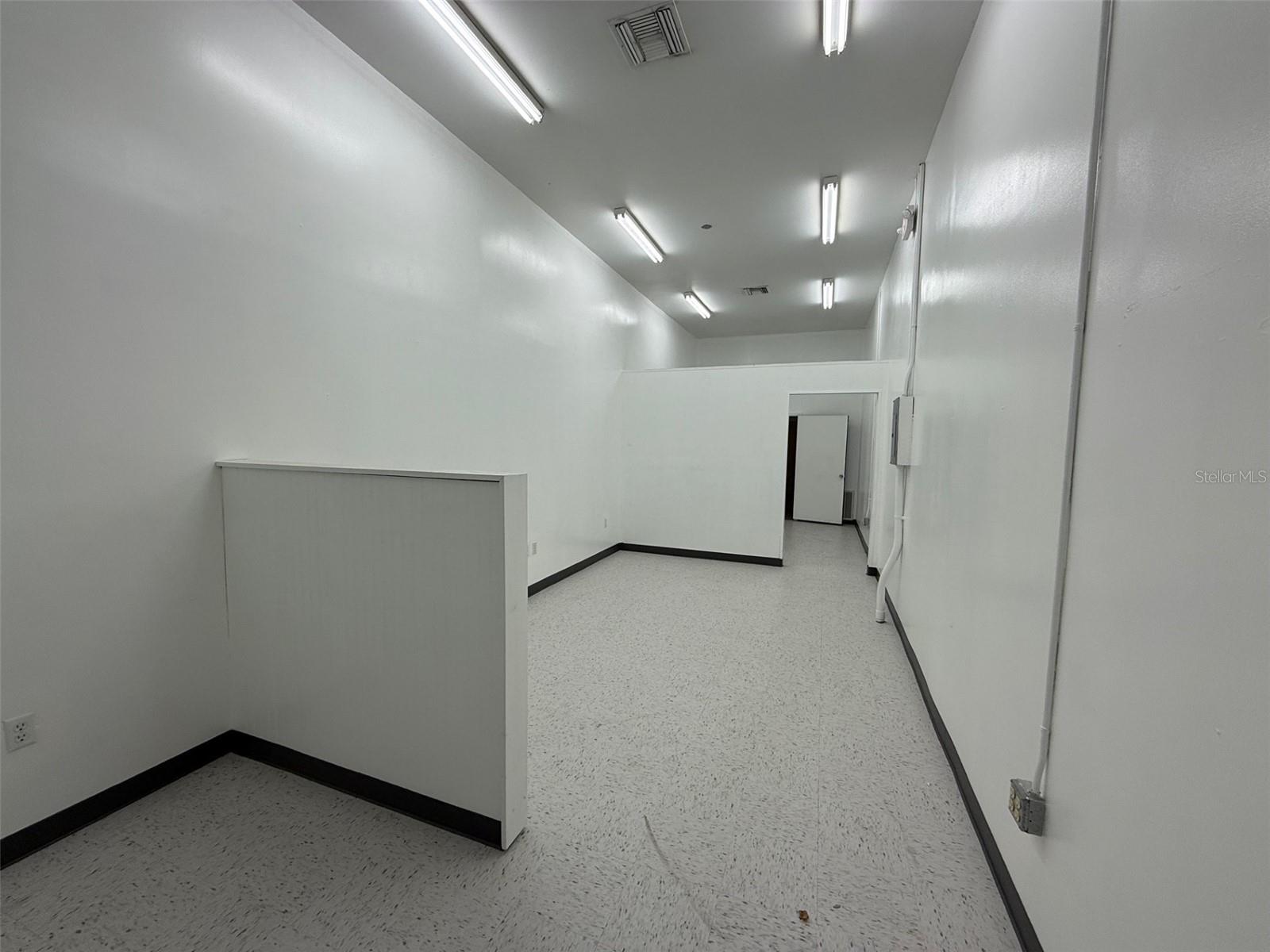 Image 3 of 7 For 4221 53rd Avenue G