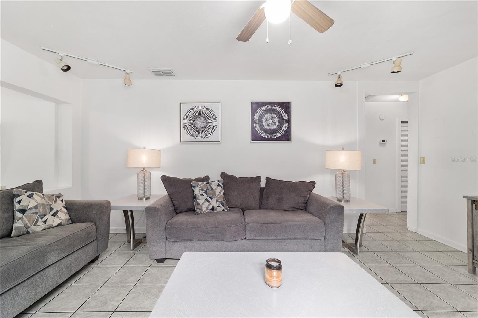 Image 13 of 40 For 2602 2nd Avenue
