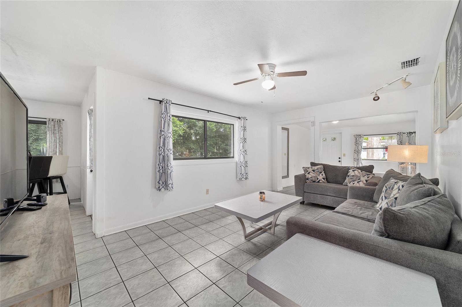Image 16 of 40 For 2602 2nd Avenue